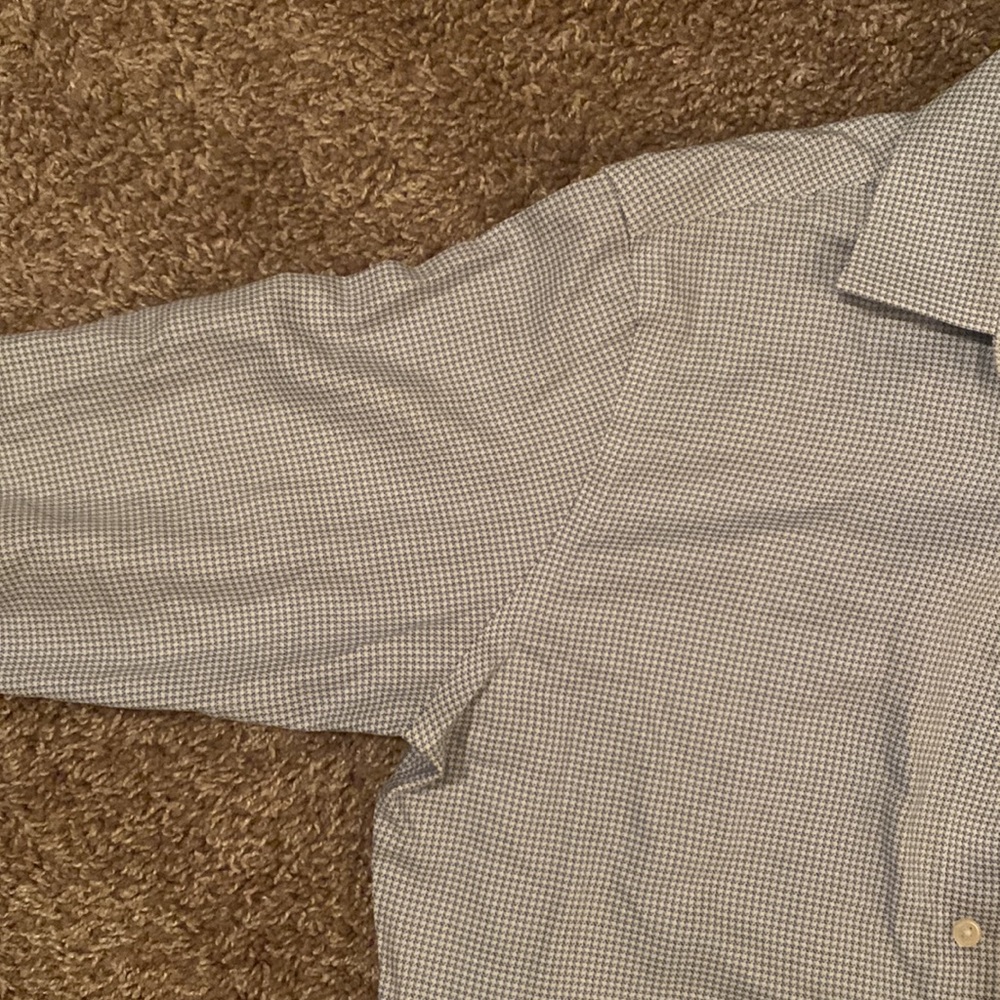 Banana Republic Button Up - Picture 2 of 4